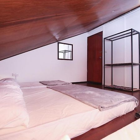 Spot On 90141 Threehouse Bed & Breakfast كوشنج المظهر الخارجي الصورة