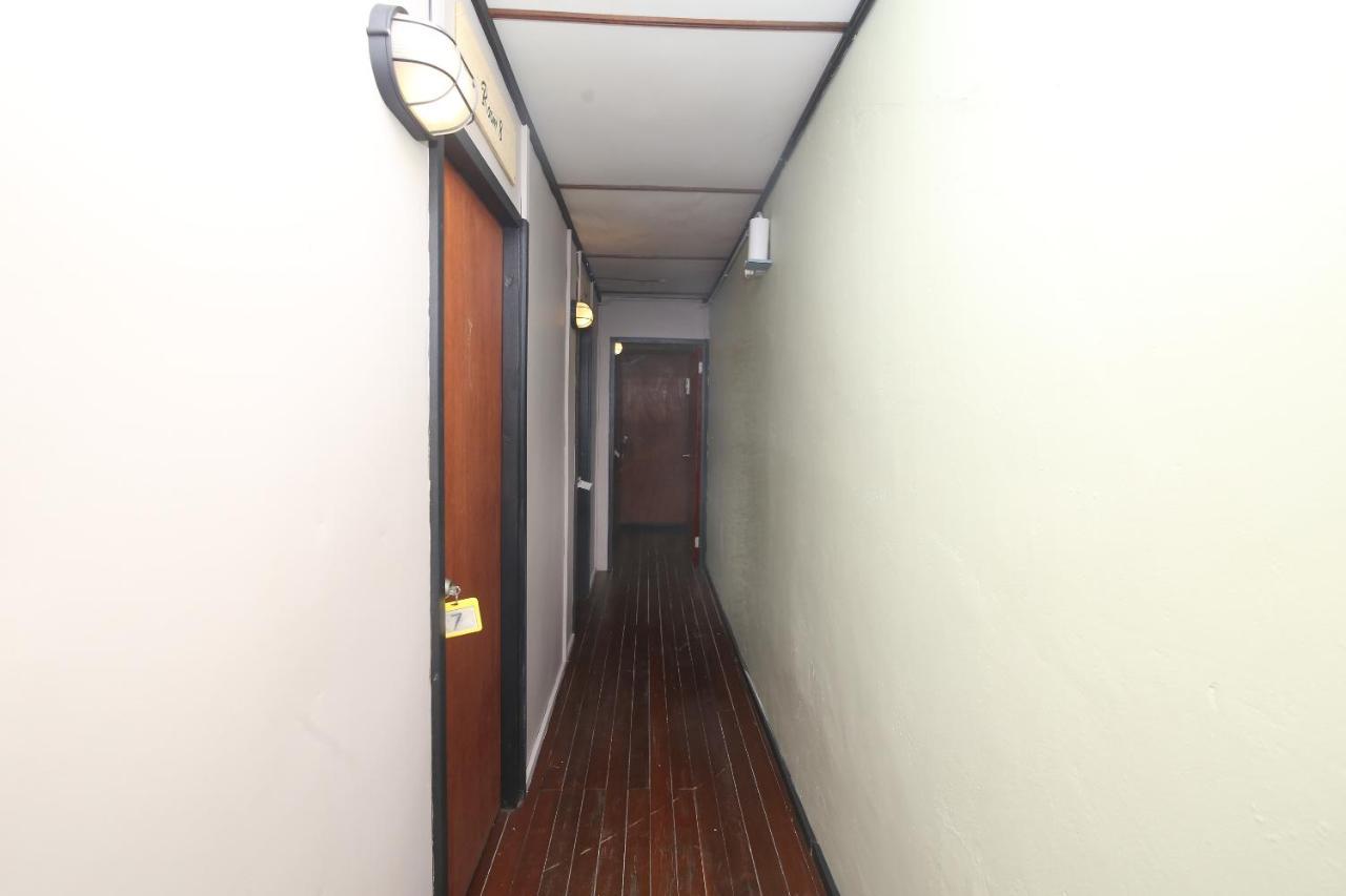 Spot On 90141 Threehouse Bed & Breakfast كوشنج المظهر الخارجي الصورة